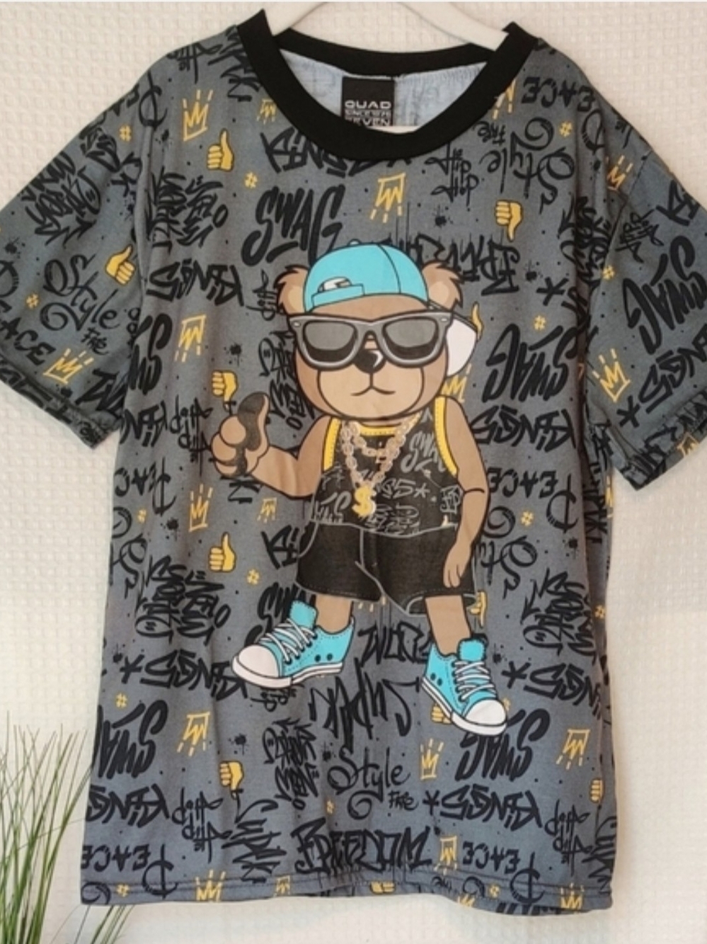 Quad Seven Boys Gray Bear Graphic T-Shirt Size 12/14💰